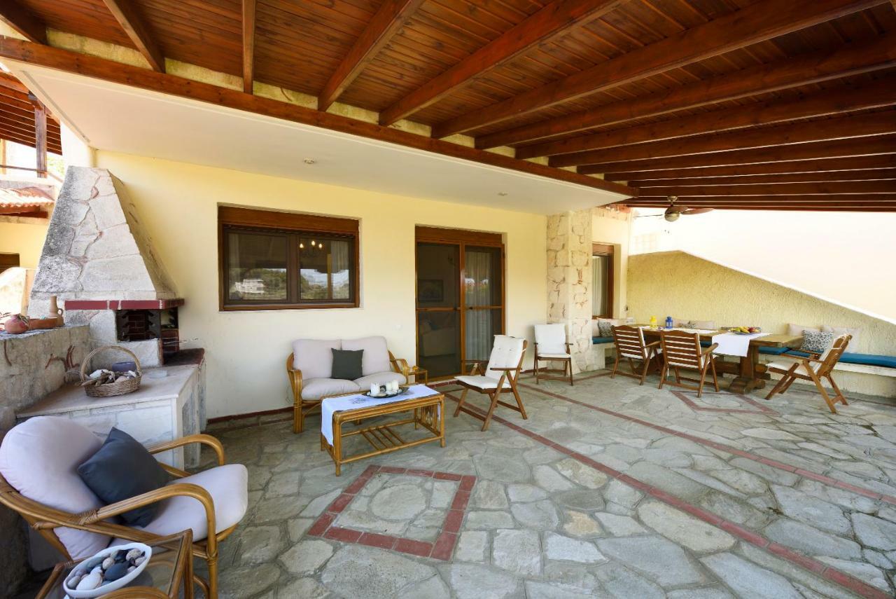 Sani Beach Villa エクステリア 写真
